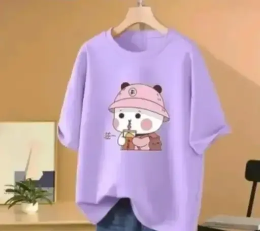 Woman oversized T-shirt